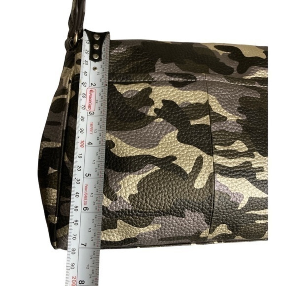 Aimee kestenberg camouflage military green silver gray black messenger bag - Picture 2 of 13